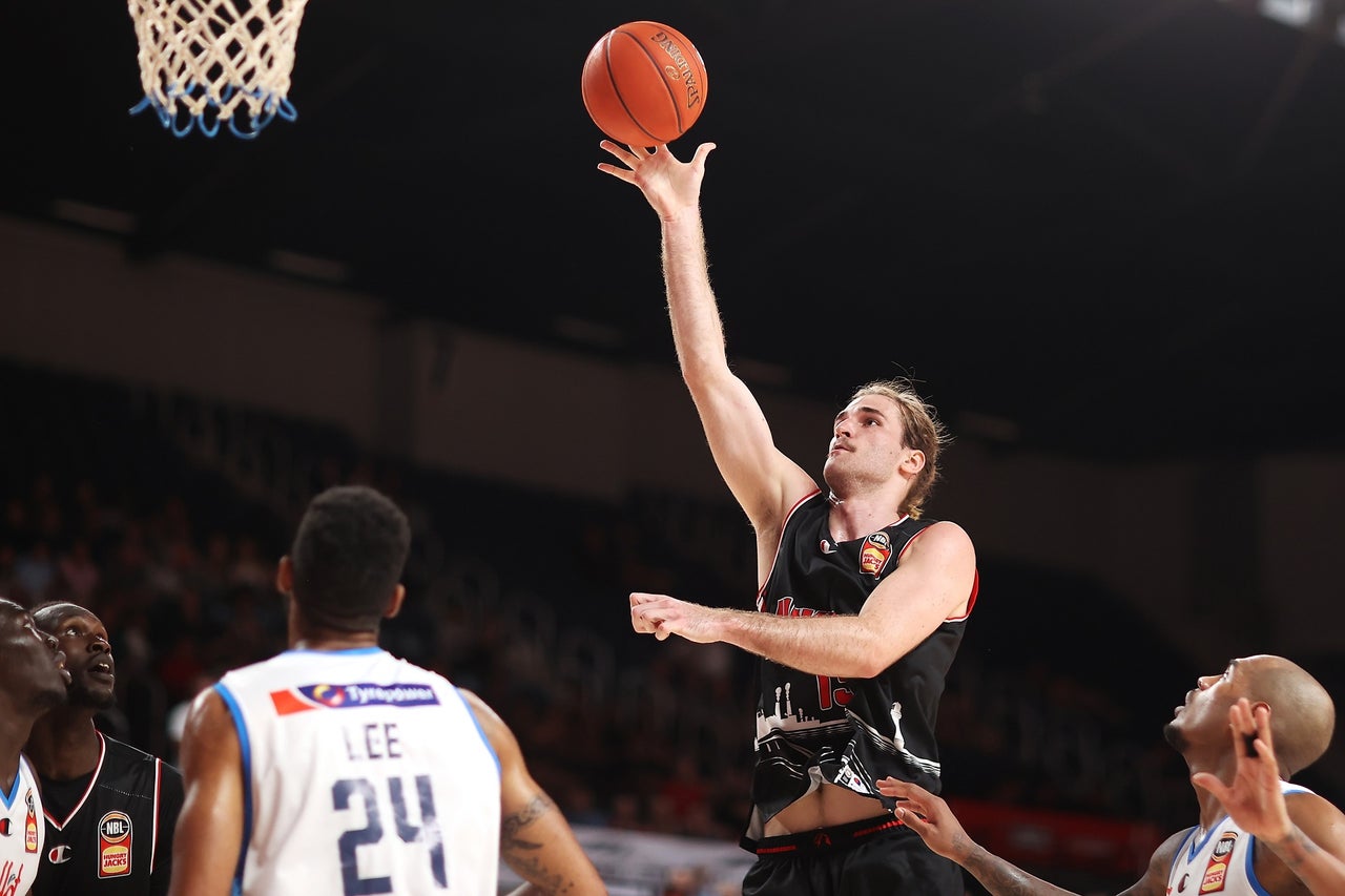 Froling Lifts Hawks to Drought Breaking Win