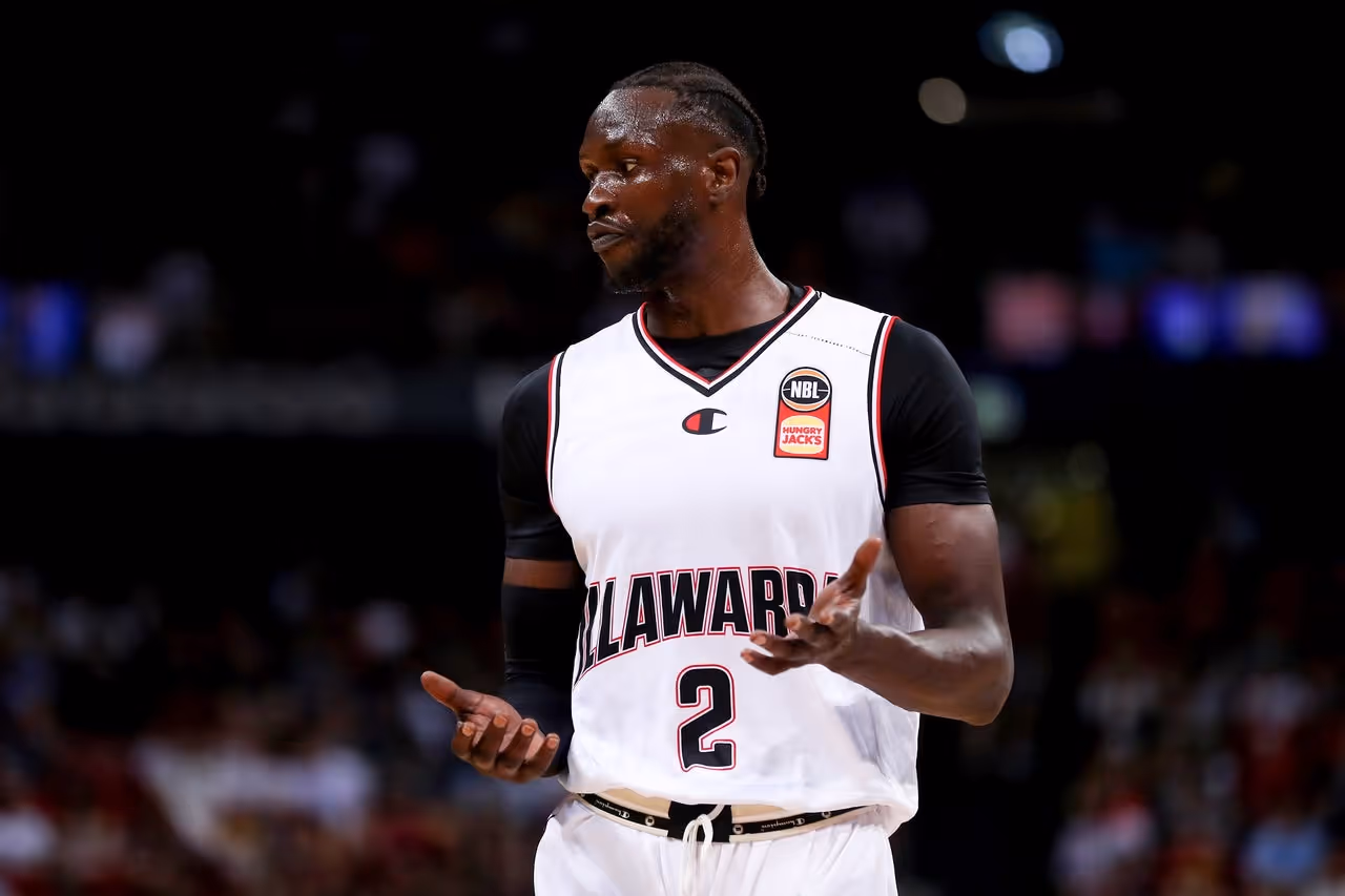 Hawks Heartbreak in Sydney