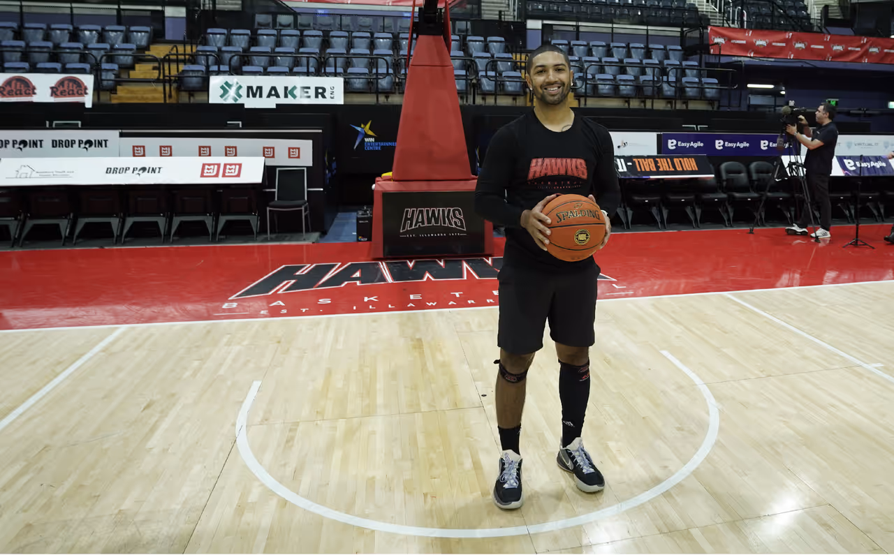 Peyton Siva Lands in Wollongong