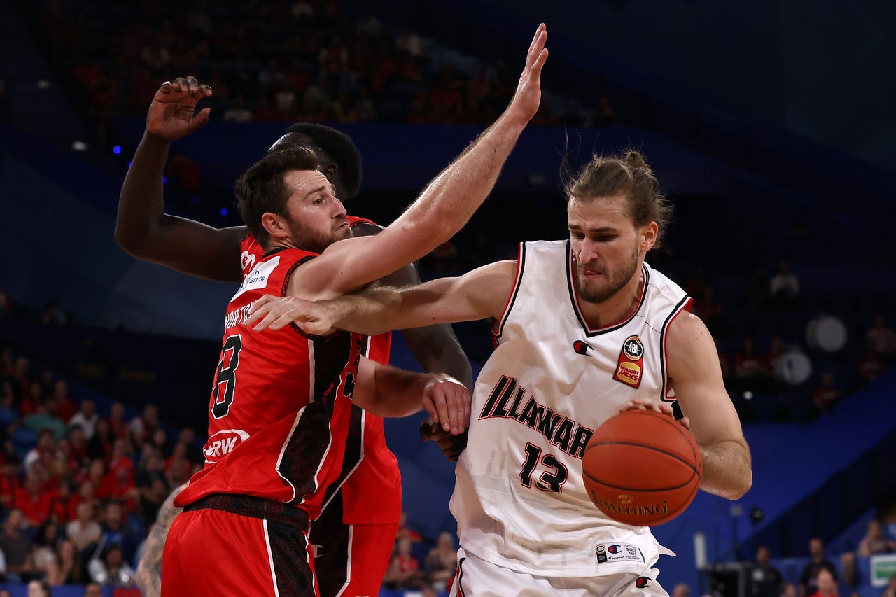 Round 2: Wildcats vs Hawks Highlights