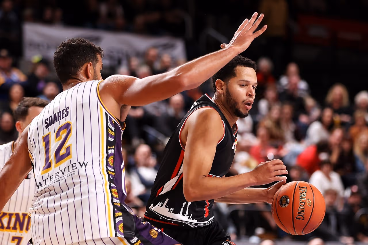 Round 1: Hawks vs Kings Highlights