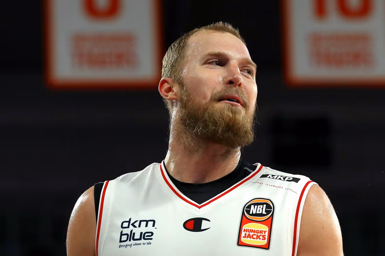 Hawks add Depth with Coenraad