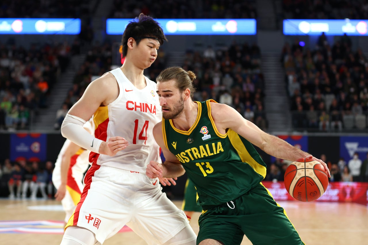 Boomers Hold off Fast Finishing China in Melbourne