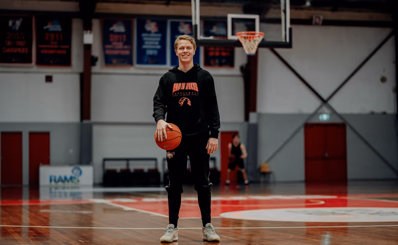 Hawks' trajectory excites new assistant coach Lonergan