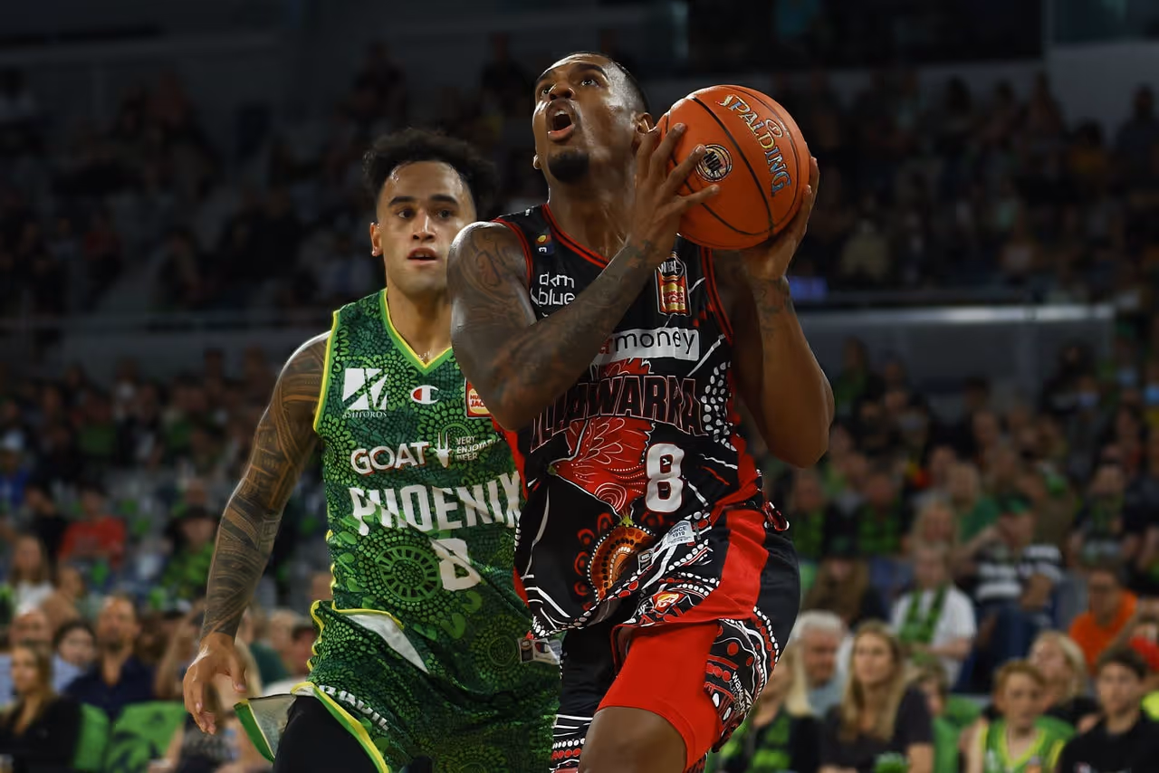 Xavier Rathan-Mayes: Hawks' 'Spark of the Round' vs South East Melbourne