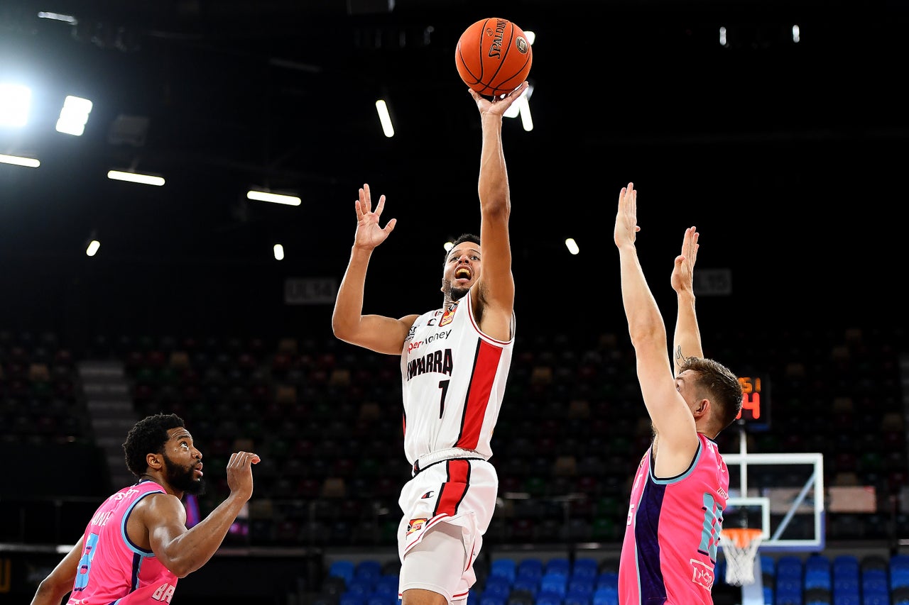 Offensive explosion powers Hawks to win over Breakers