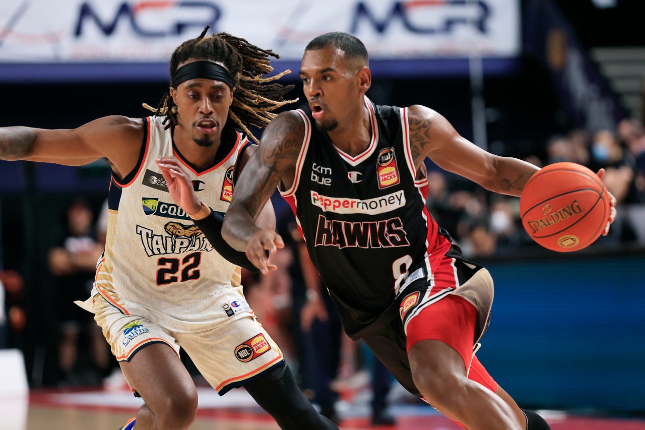 Illawarra Hawks vs Cairns Taipans round 11 highlights