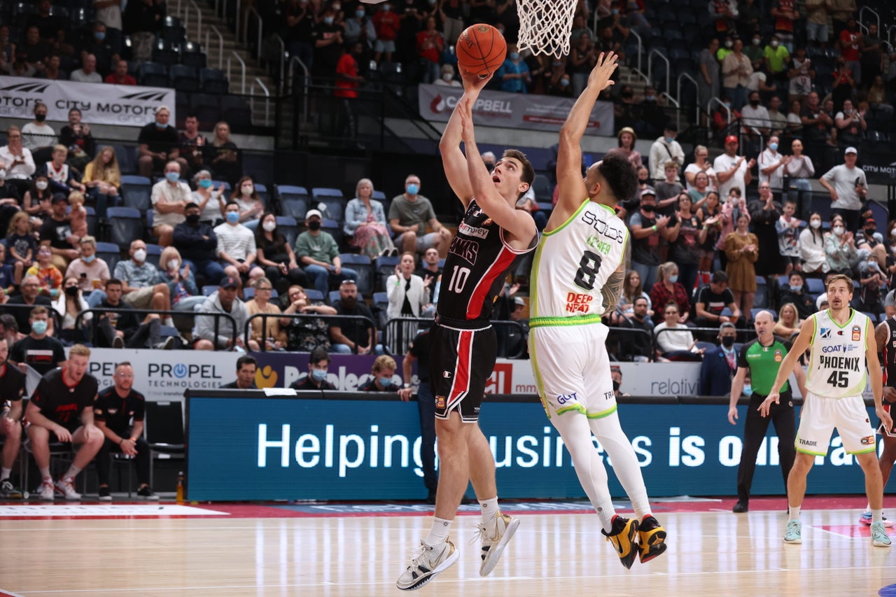 Hawks drop to sixth in weekly power rankings