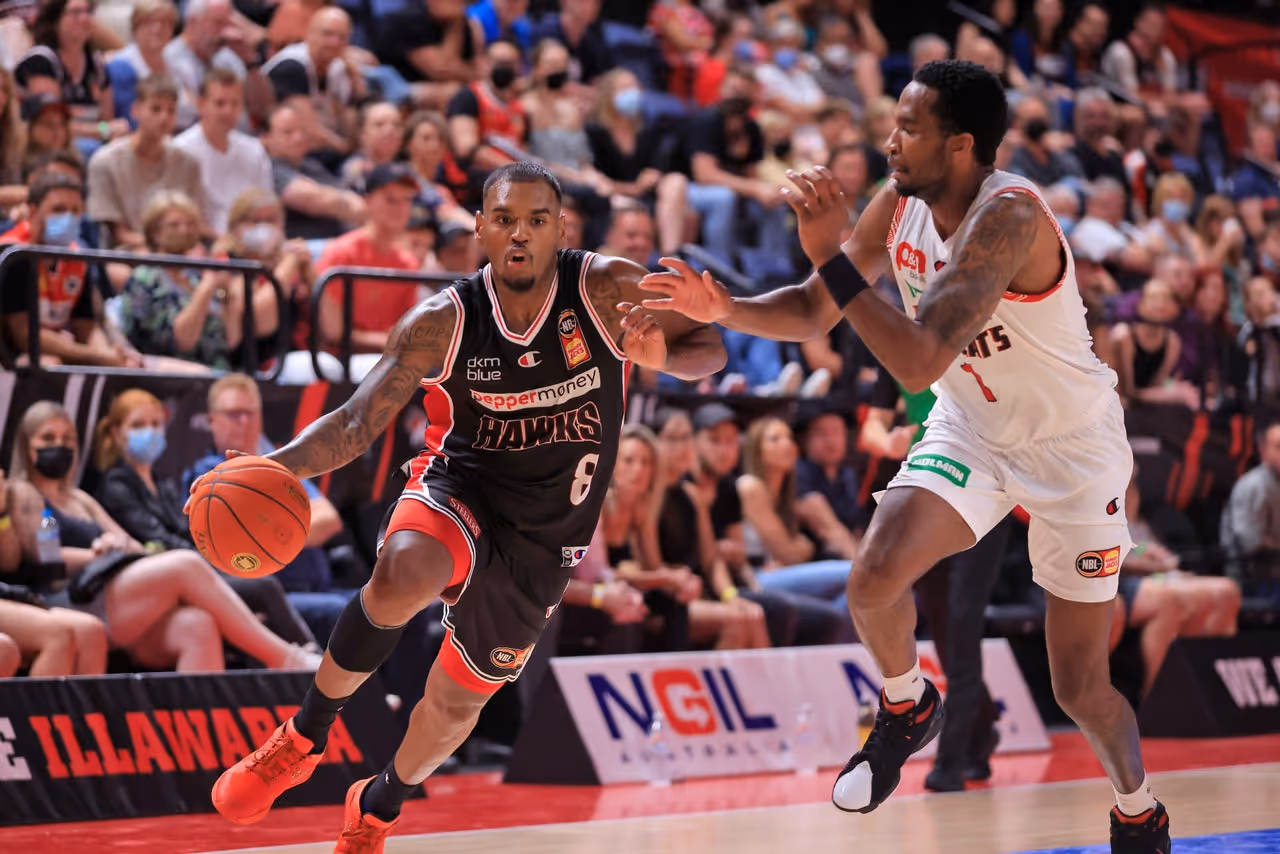 Wildcats fightback to continue dominance against Hawks