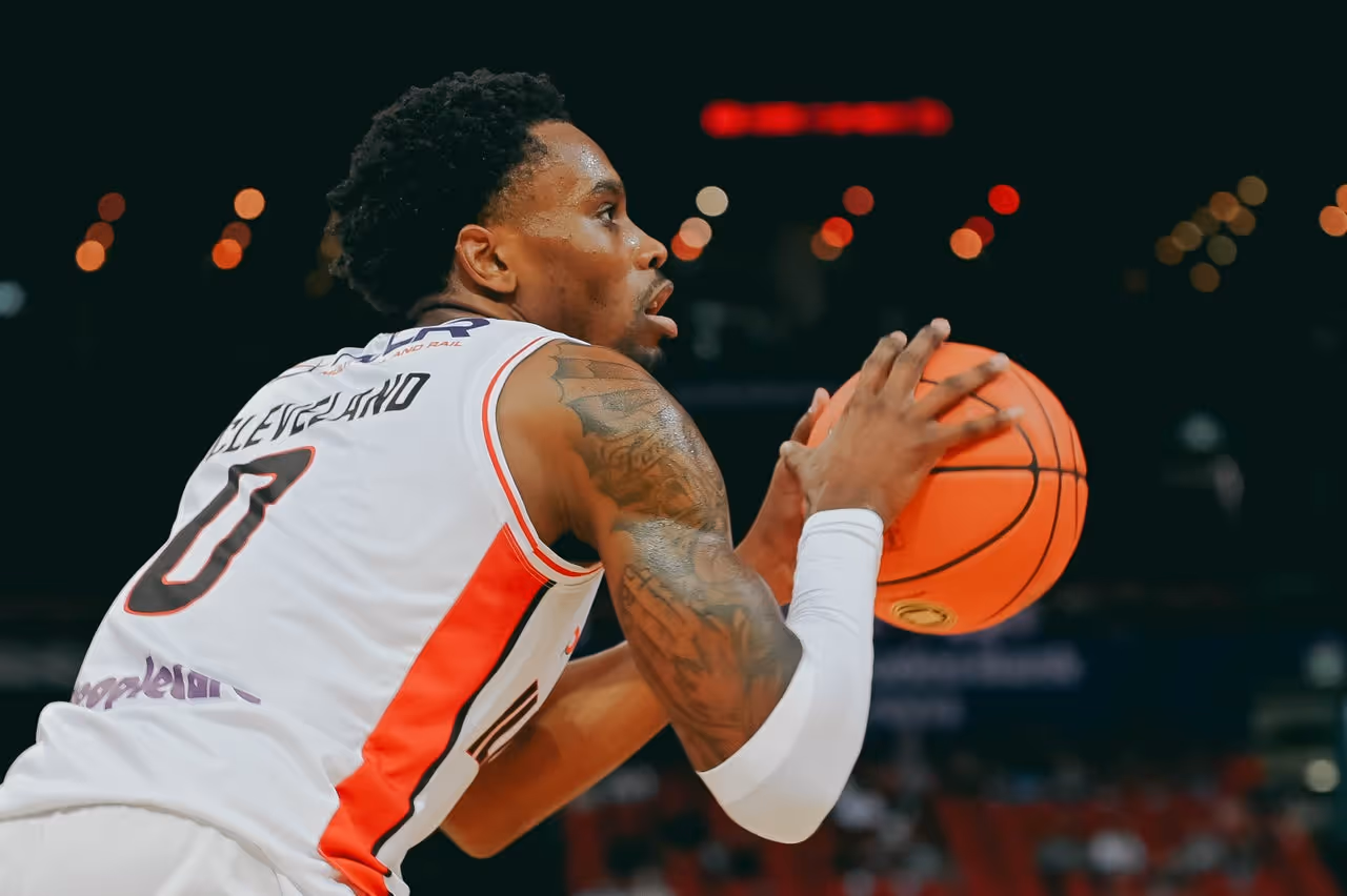 Hawks defeat Kings in fiery Adrian Hurley Cup opener