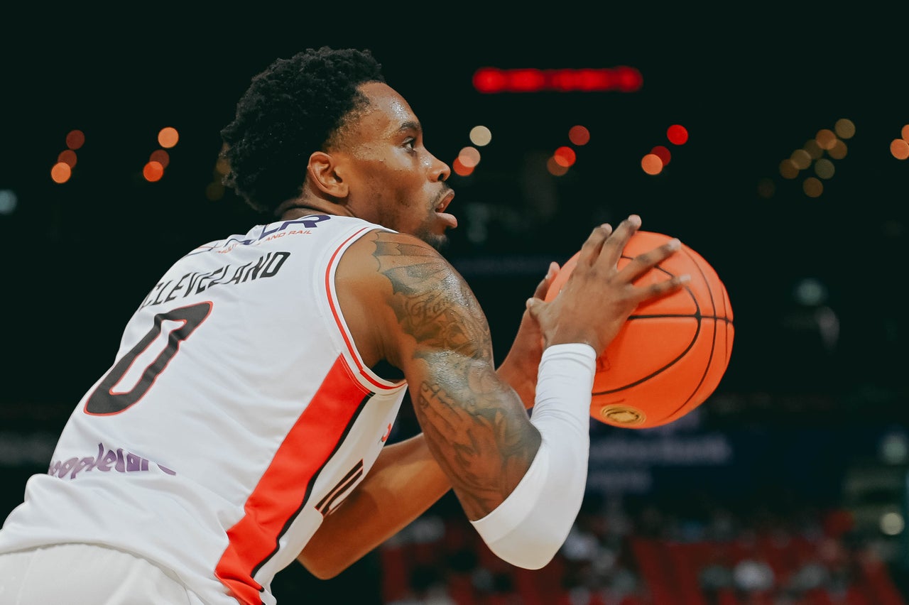 Hawks defeat Kings in fiery Adrian Hurley Cup opener