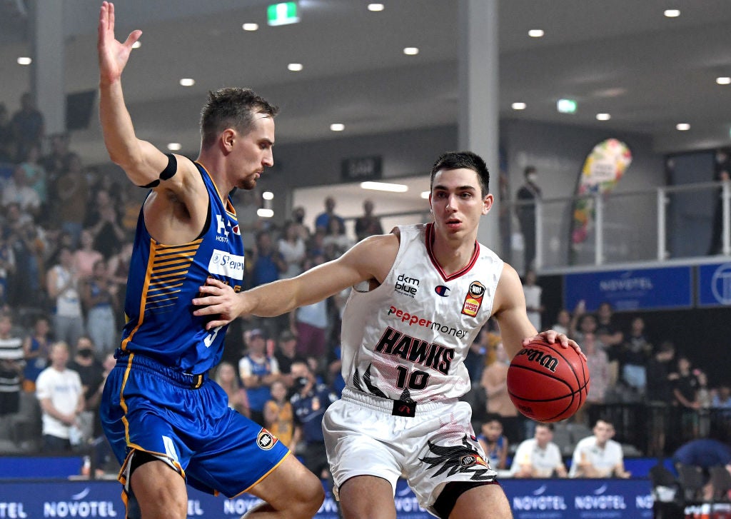 Hawks bite Bullets - move to 3-0