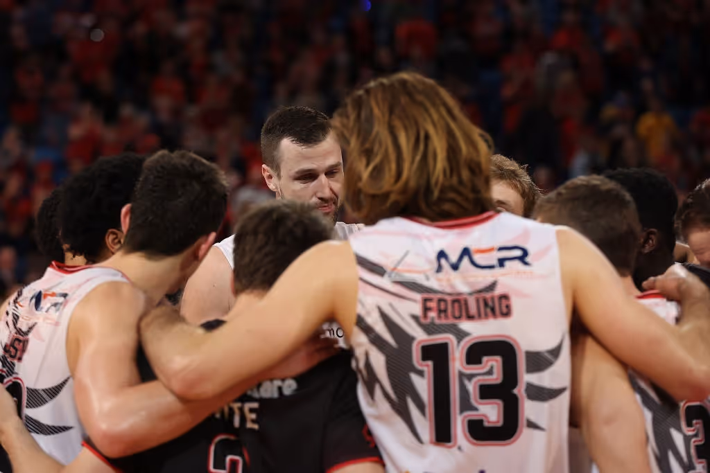 Hawks go down swinging in semi-final loss to Wildcats - bow out of NBL21