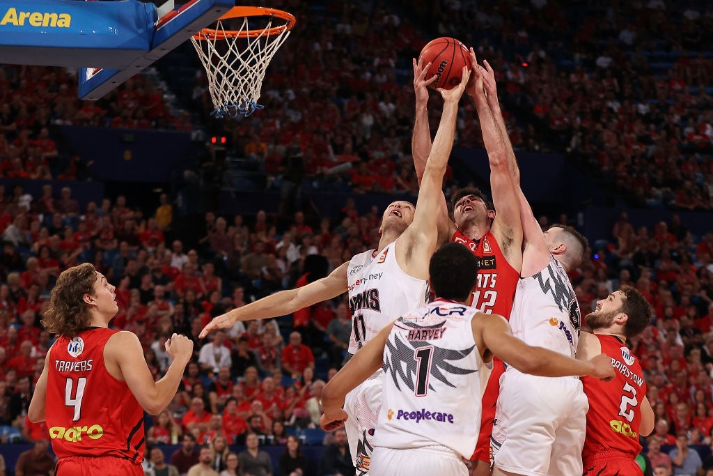 Injury Update: Important Hawk set to miss clash with United