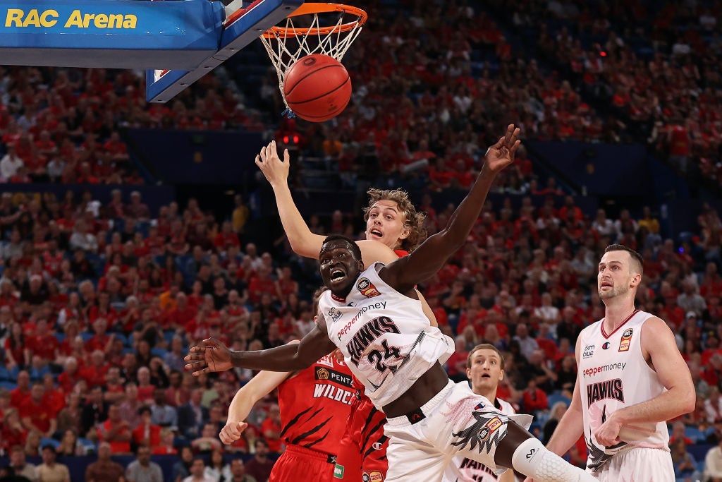 Hawks go cold in second half as Wildcats pile on more Perth pain