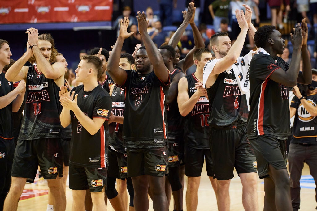 Hawks snap losing streak to bury Phoenix hoodoo