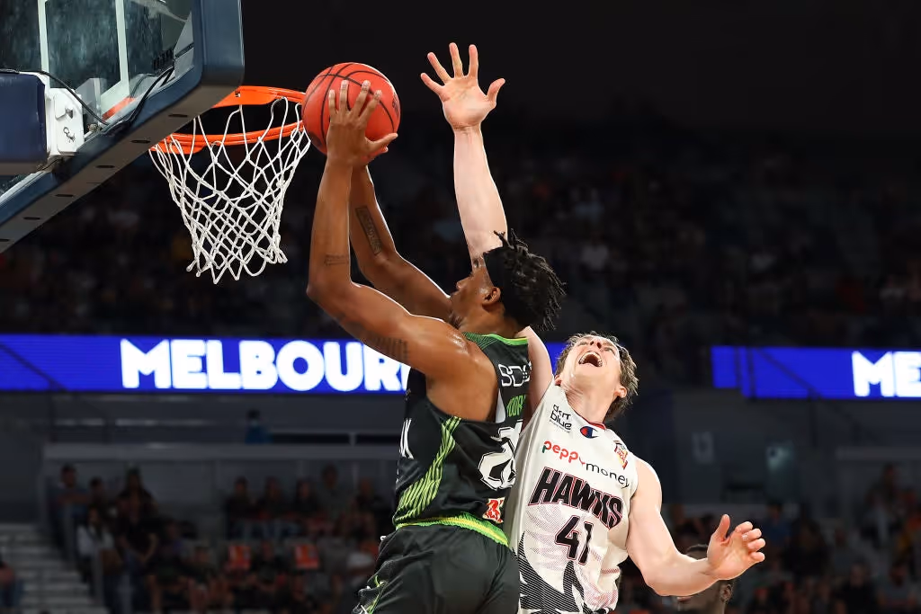 Phoenix rise up over the Hawks for the second time this season