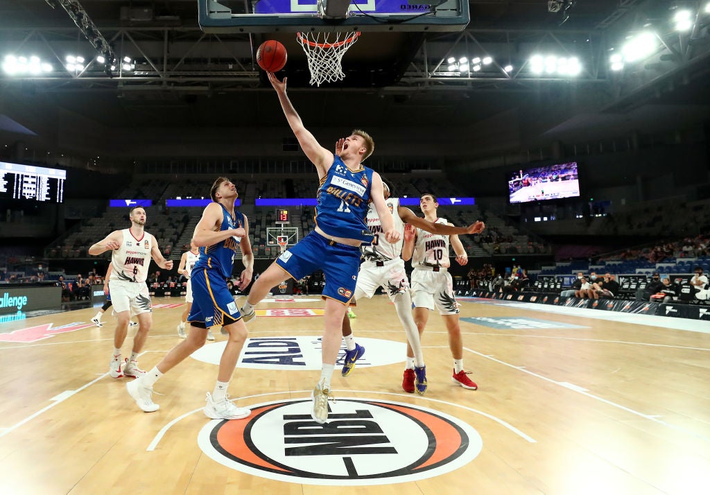 Hawks shot down as Bullets earn a hard-fought win