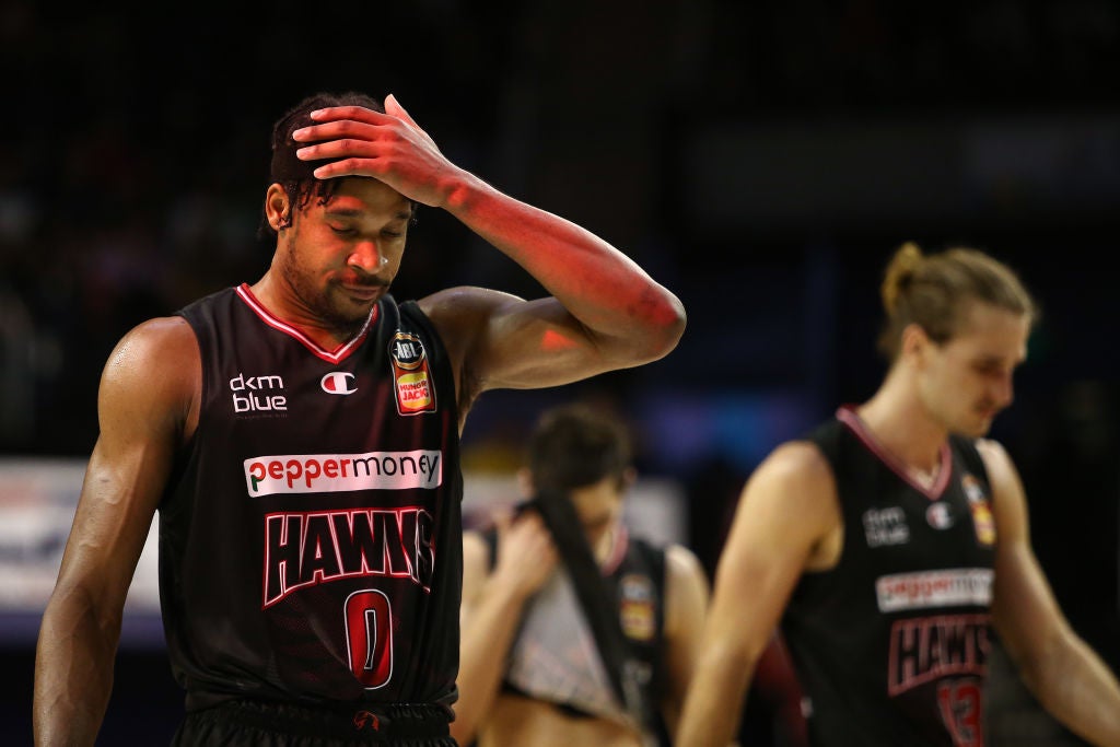 Hawks push slick United all the way in home opener