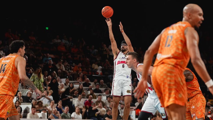 Game Report: Hawks @ Taipans | RD8 NBL26