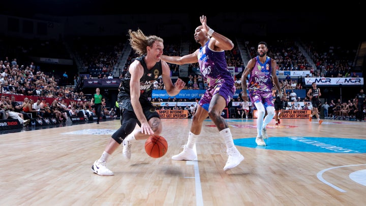 Game Report: Hawks vs Taipans | RD11 NBL26