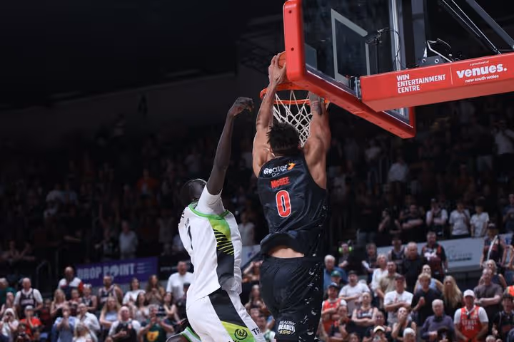 2025 12 04 Hawks Phoenix Qj   Mc Gee Ot 0 T3 A3603