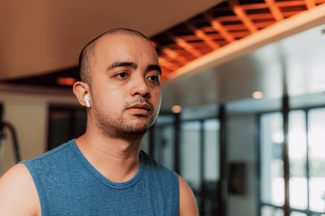 man looking worried in the gym