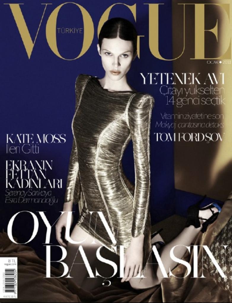 Vogue Turkey January 2011 featuring Aymeline Valade