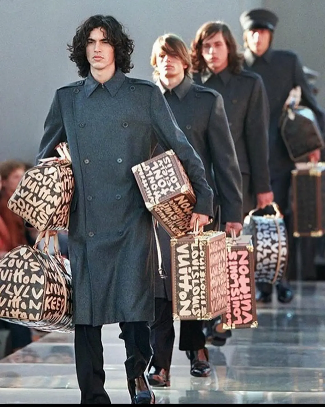 Louis Vuitton x Stephen Sprouse collection 2001