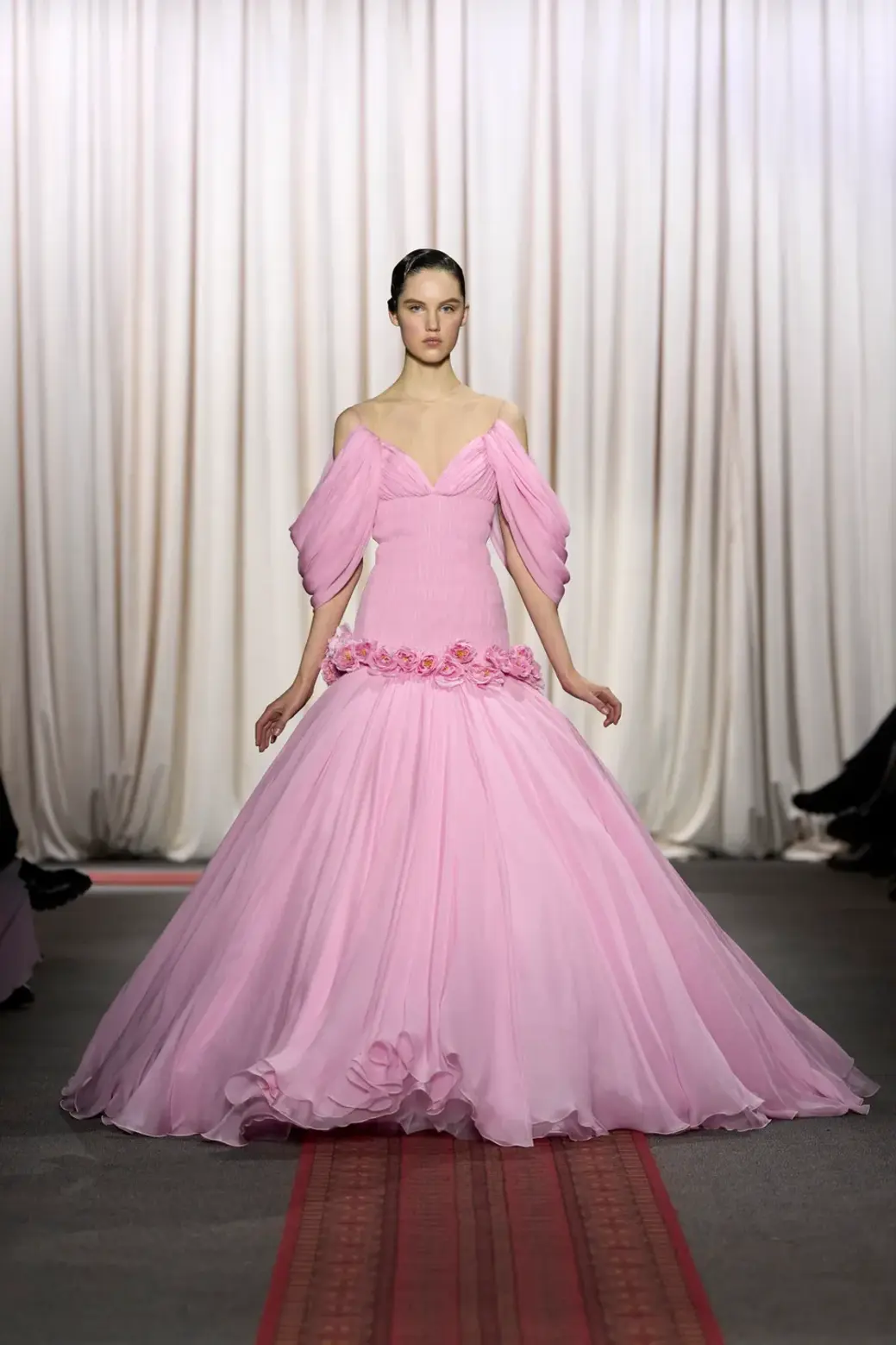 Giambattista Valli Haute Couture Spring 2025