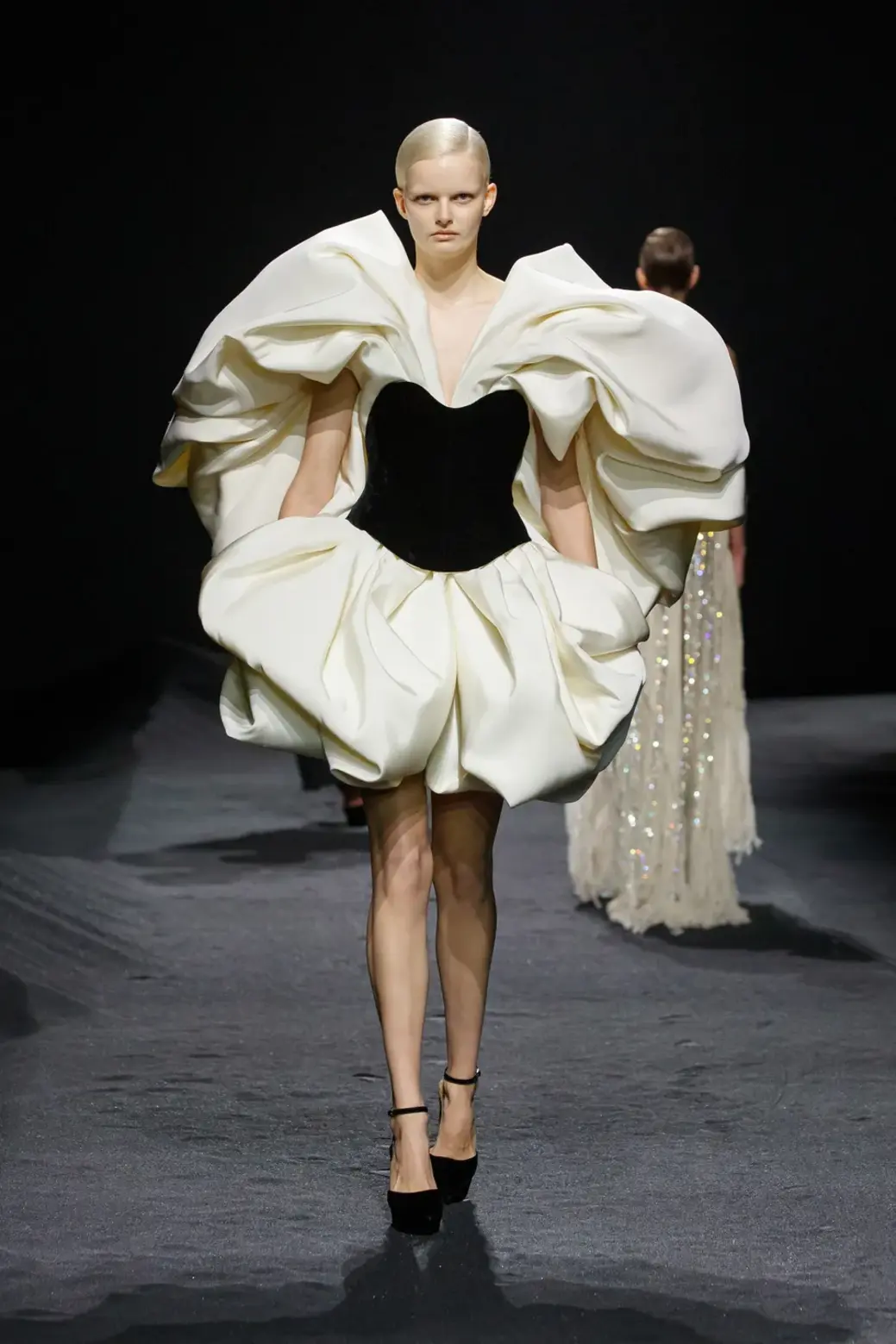 Ashi Studio Spring 2023 Couture