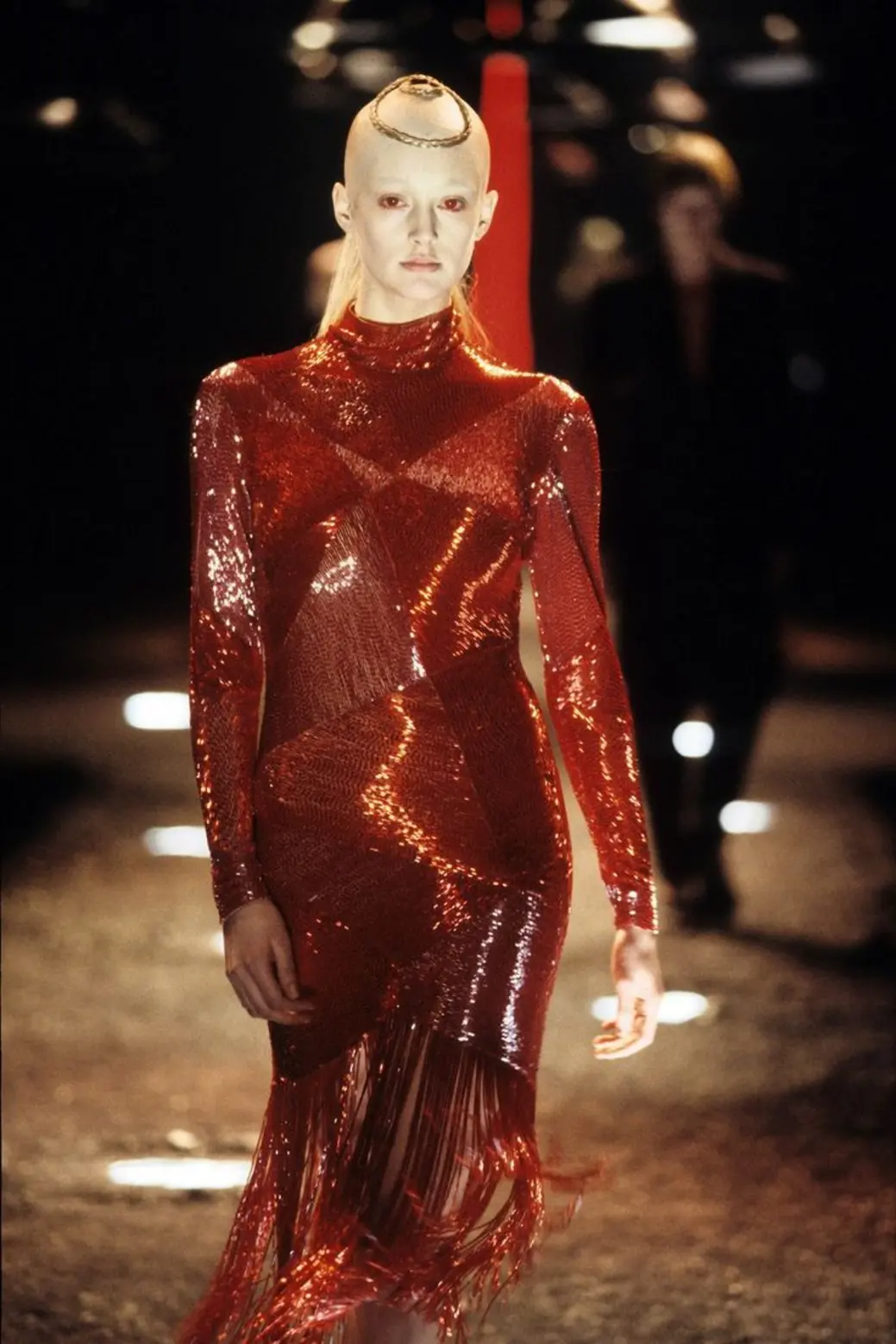 Looks inspiration from Joan of Arc in Alexander McQueen Autumn/Winter 1998 Haute Couture