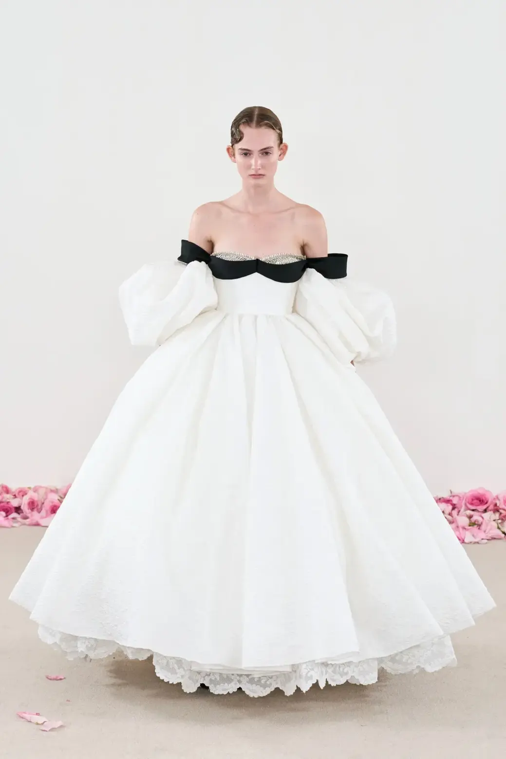 Giambattista Valli Haute Couture Fall 2023
