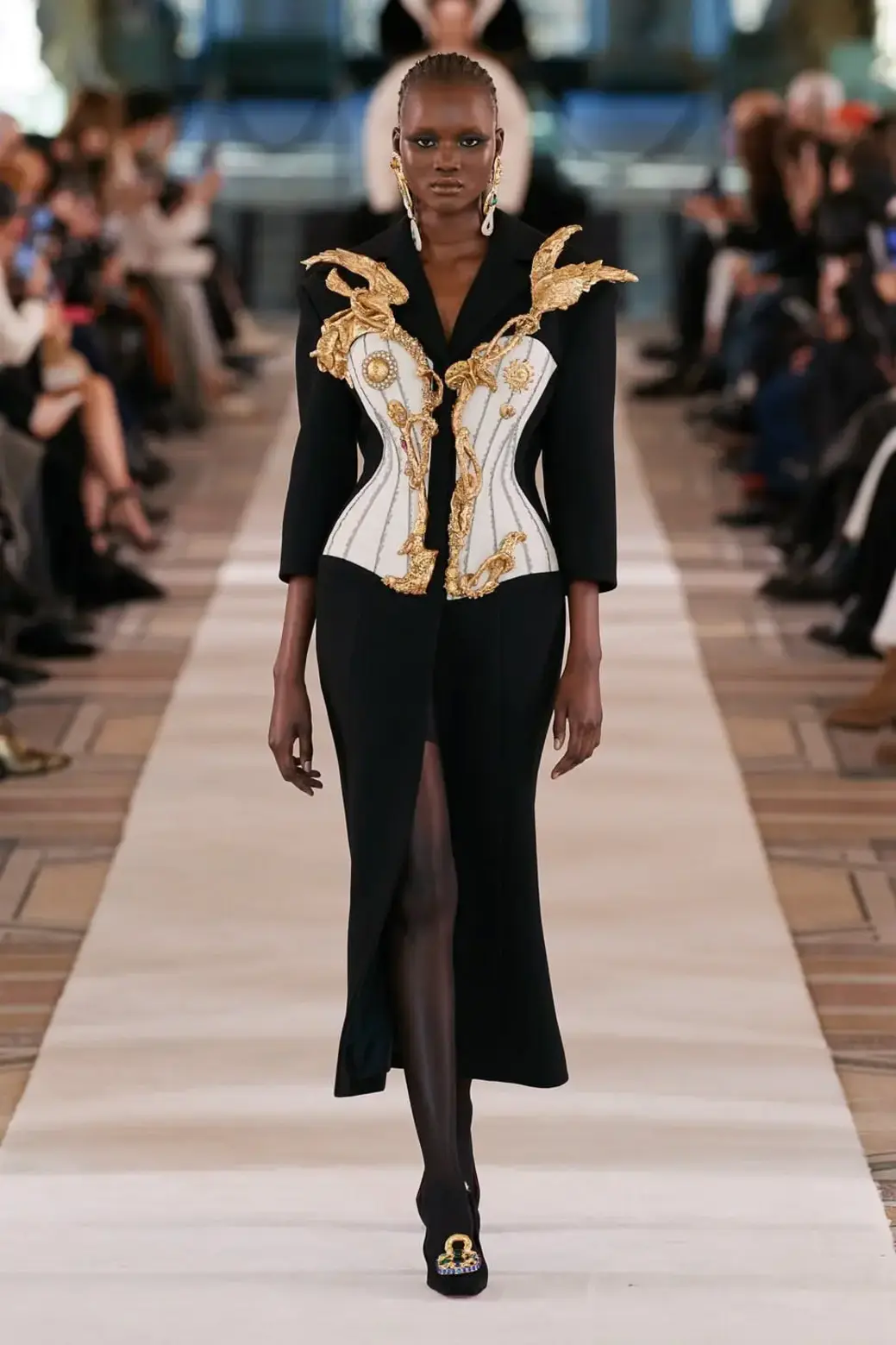 Schiaparelli Haute Couture Spring/Summer 2022