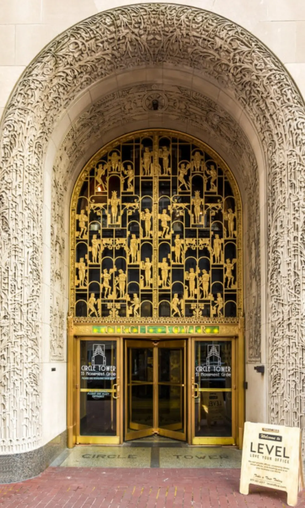 Circle Tower's gate, a famous Art Deco, was inspired by Egyptian hieroglyphic