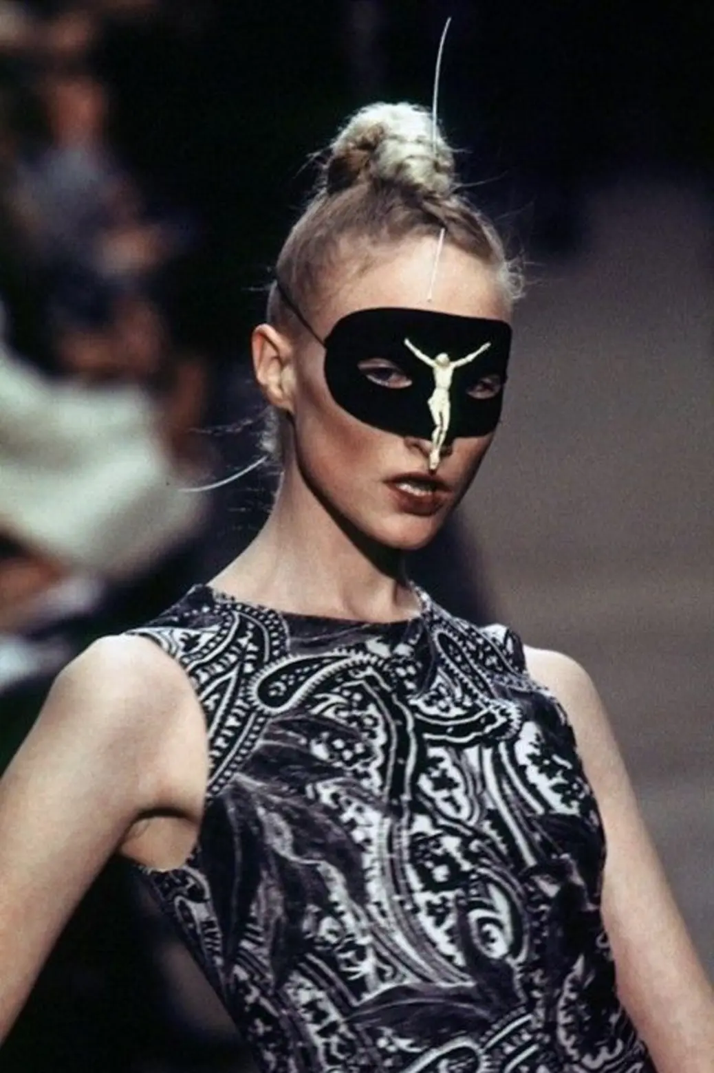 Alexander McQueen “Crucifix” mask, Fall/Winter 1996