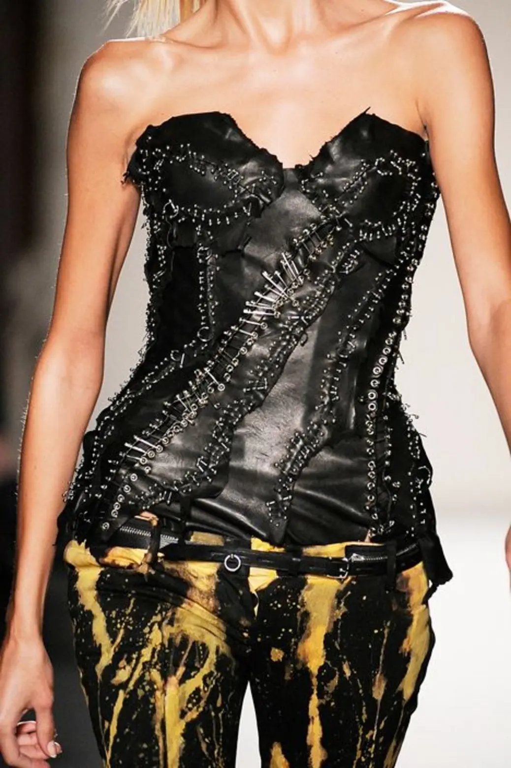 Balmain Spring 2011 Ready-to-Wear