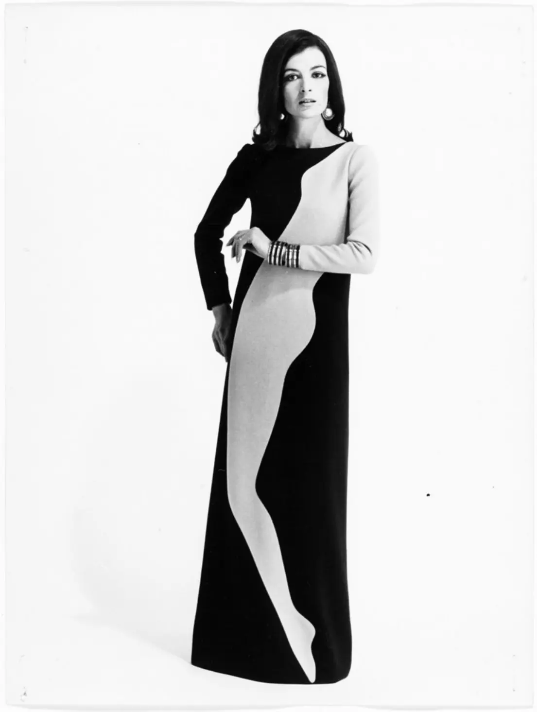 Cocktail dress worn by Elsa at Autumn-winter 1966 haute couture collection