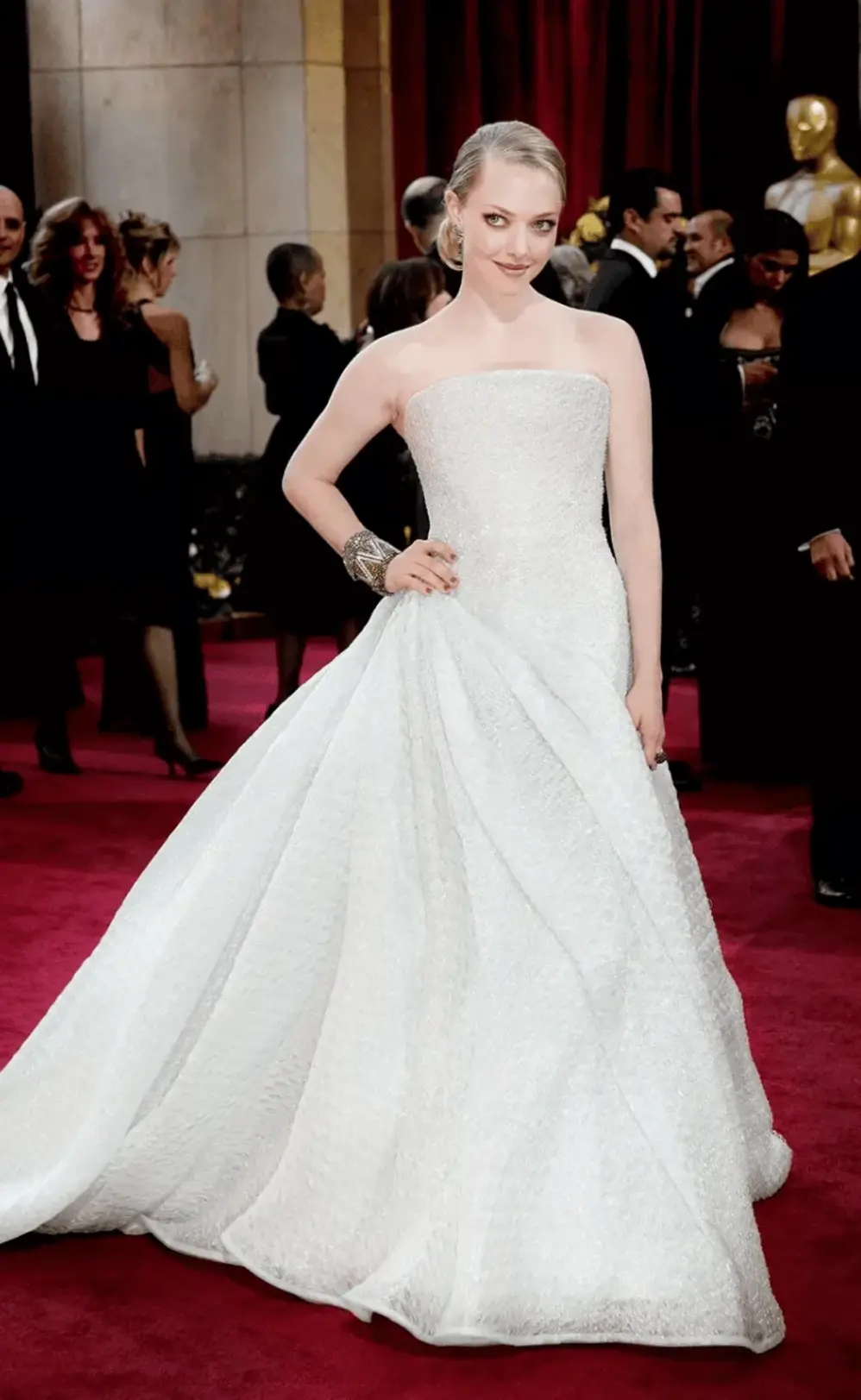 Amanda Seyfried attending the 2010 Academy Awards