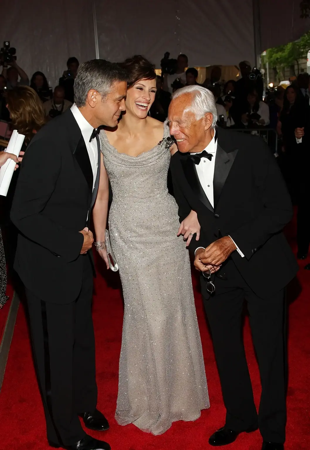 Giorgio Armani (honorary chair) alongside co-chairs George Clooney and Julia Roberts at the 2008 Met Gala