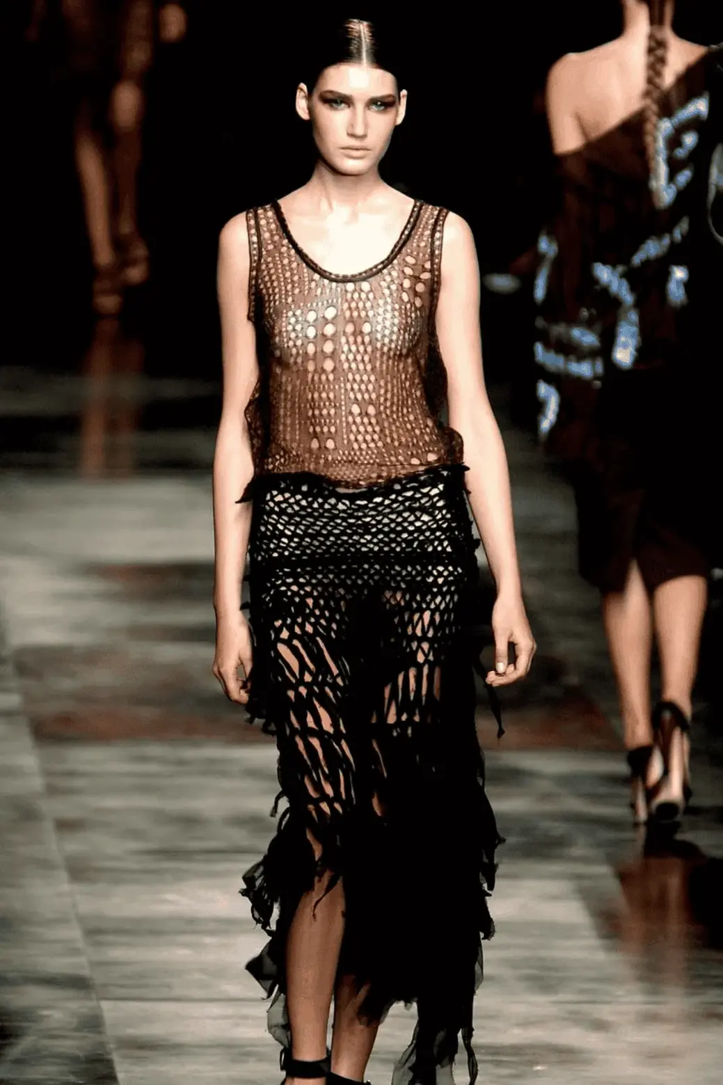 The looks in Yves Saint Laurent Spring 2002 Collection