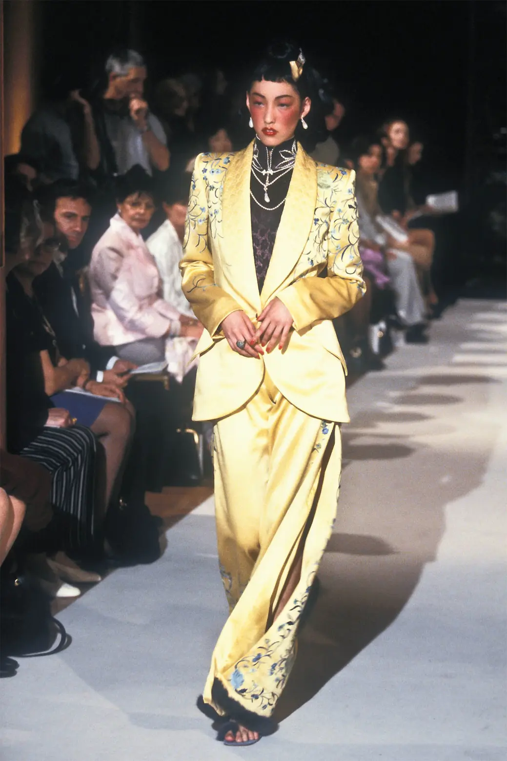 Chirstian Dior Fall/Winter 1997 collection