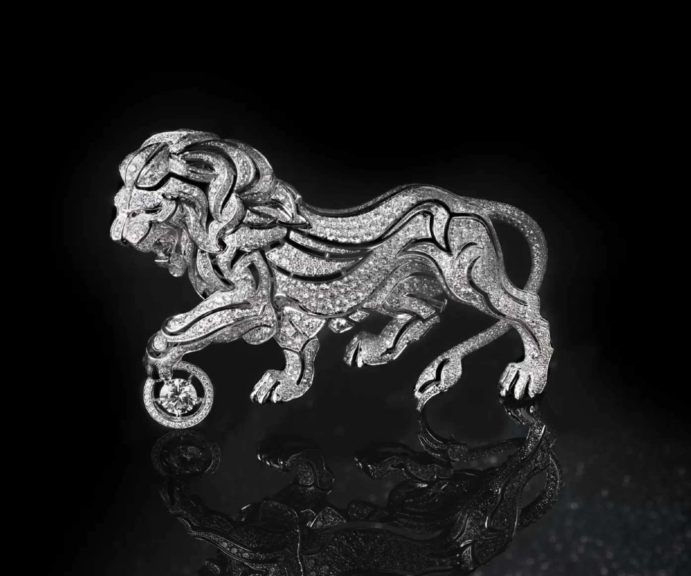 Chanel "Lion Céleste" brooch in white gold and diamonds