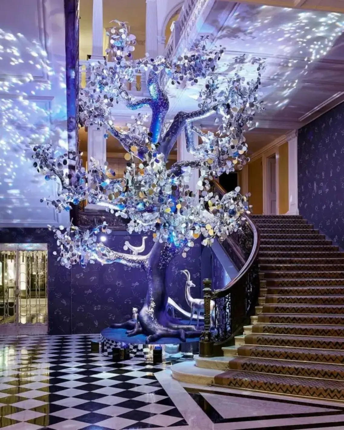 Claridge’s Christmas tree5