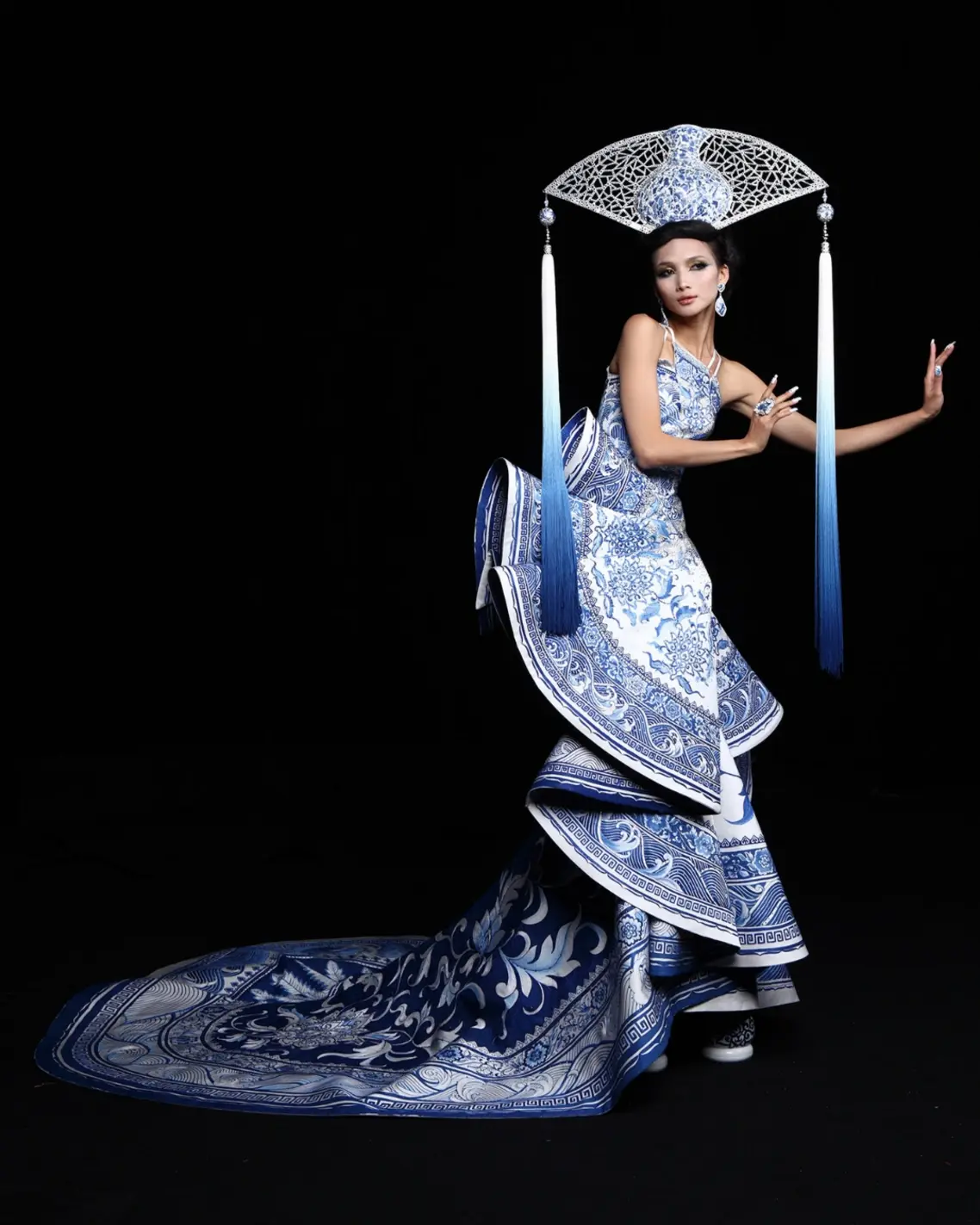 Guo Pei, Guest Member of Haute Couture2
