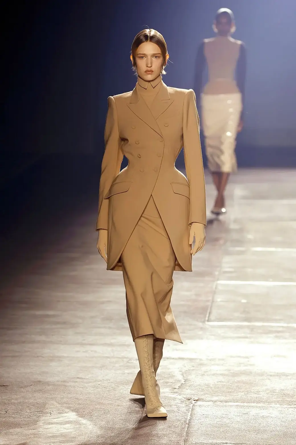 Paris fashion week Miguel Castro Freitas debut collection for Mugler. (October 2nd, 2025) 1