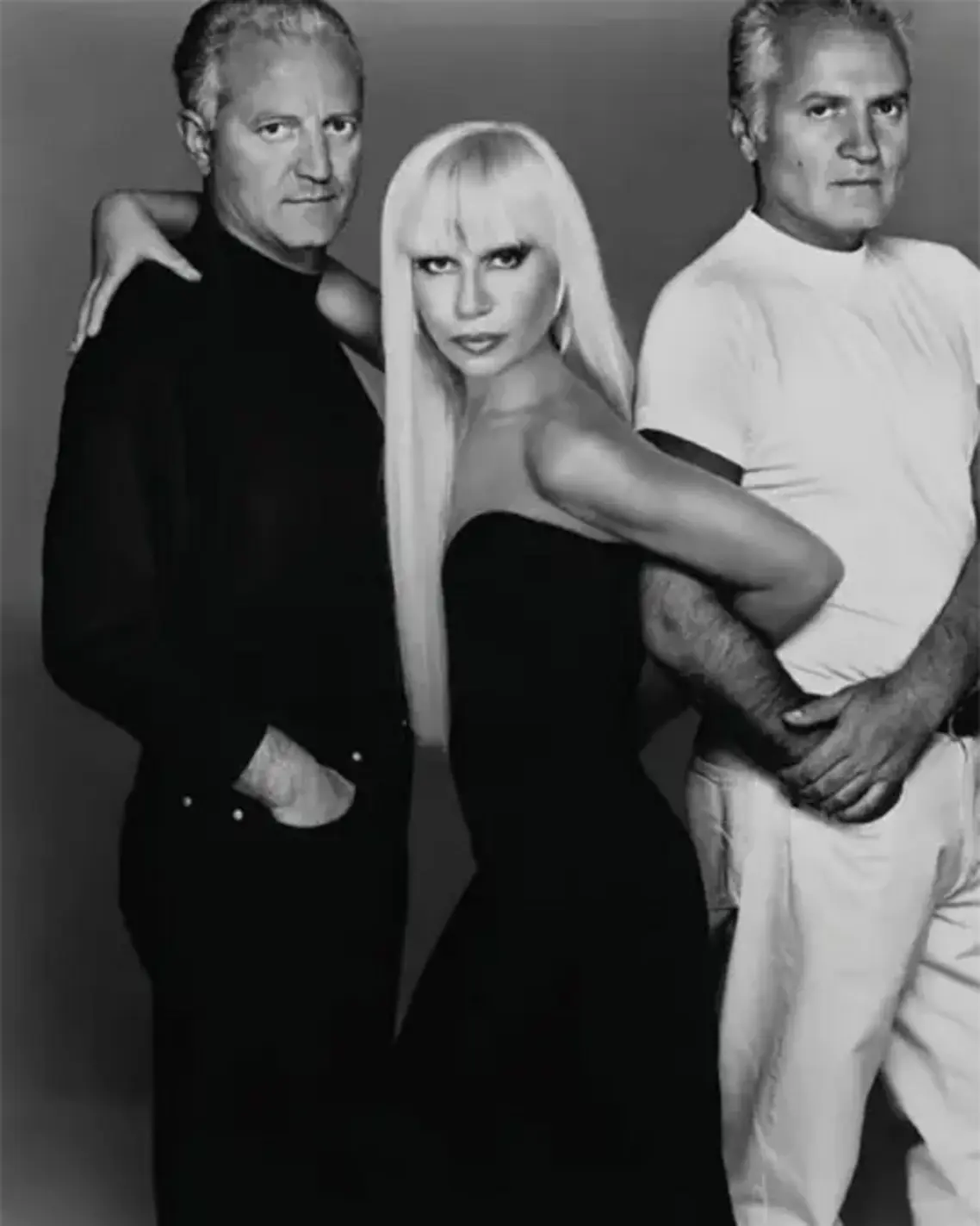 Gianni, Donatella, and Santo Versace, siblings behind the creation of a modern fashion legend