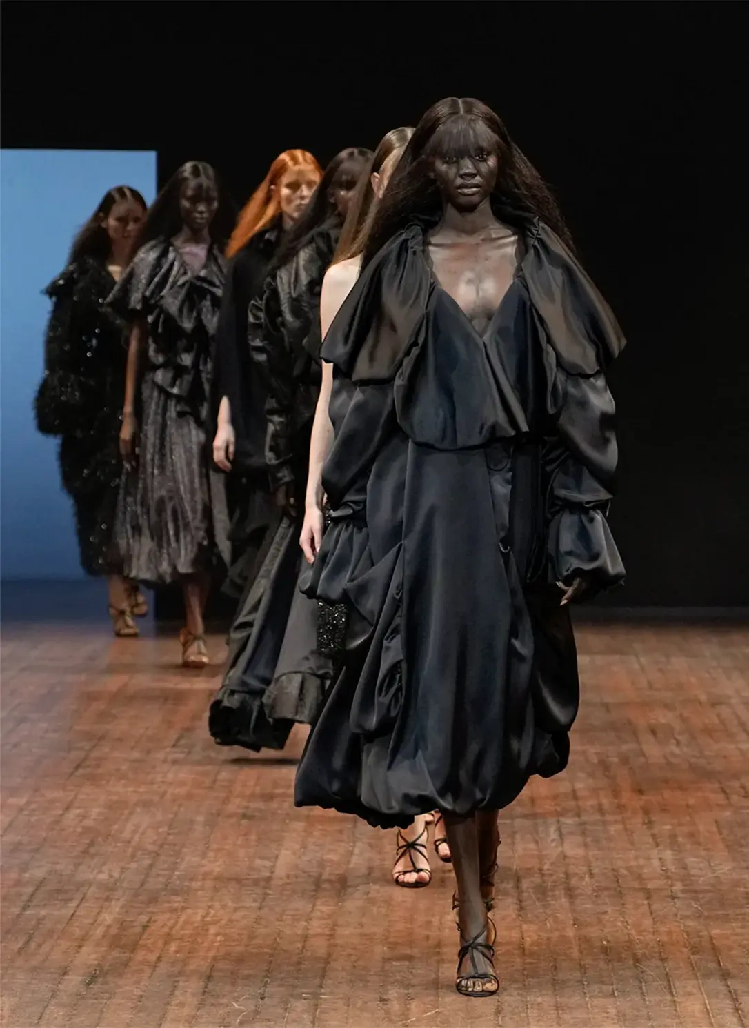 Haute Couture Marketing Viktor & Rolf Couture Fashion Show