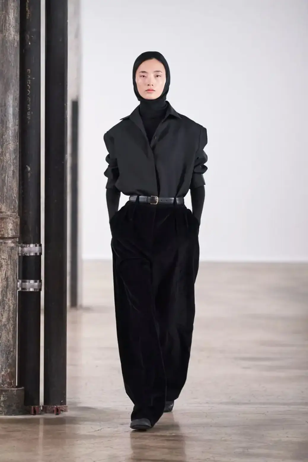 Modest Fashion The Row Fall 2023 1