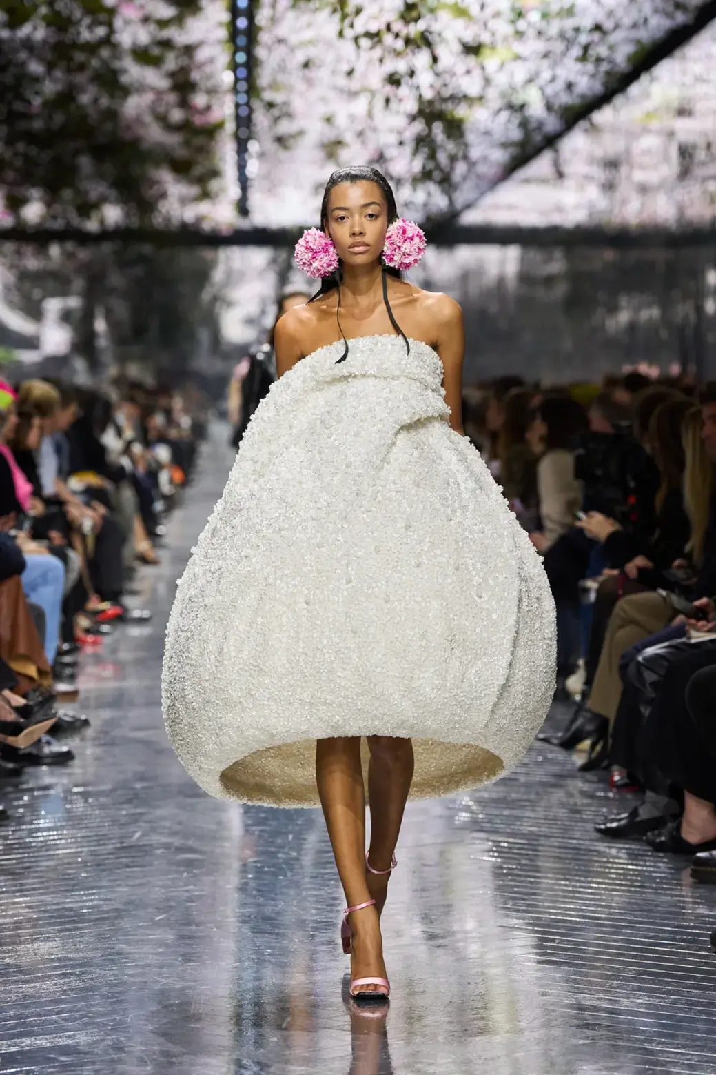 Jonathan Anderson’s Debut Haute Couture Collection for Dior 8